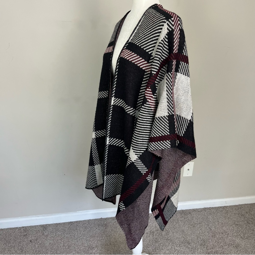 OVERSIZED OPEN FRONT PLAID PONCHO IN BLACK, RED, AND WHITE ONE SIZE FITS ALL - Picture 10 of 14